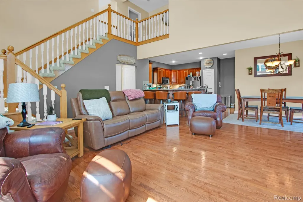16073 Silverwood Drive Fenton Charter Township MI 48430