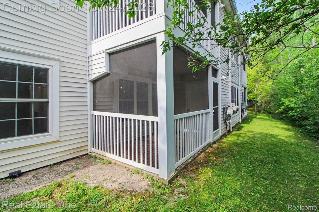 2271 S Main Street Ann Arbor City MI 48103