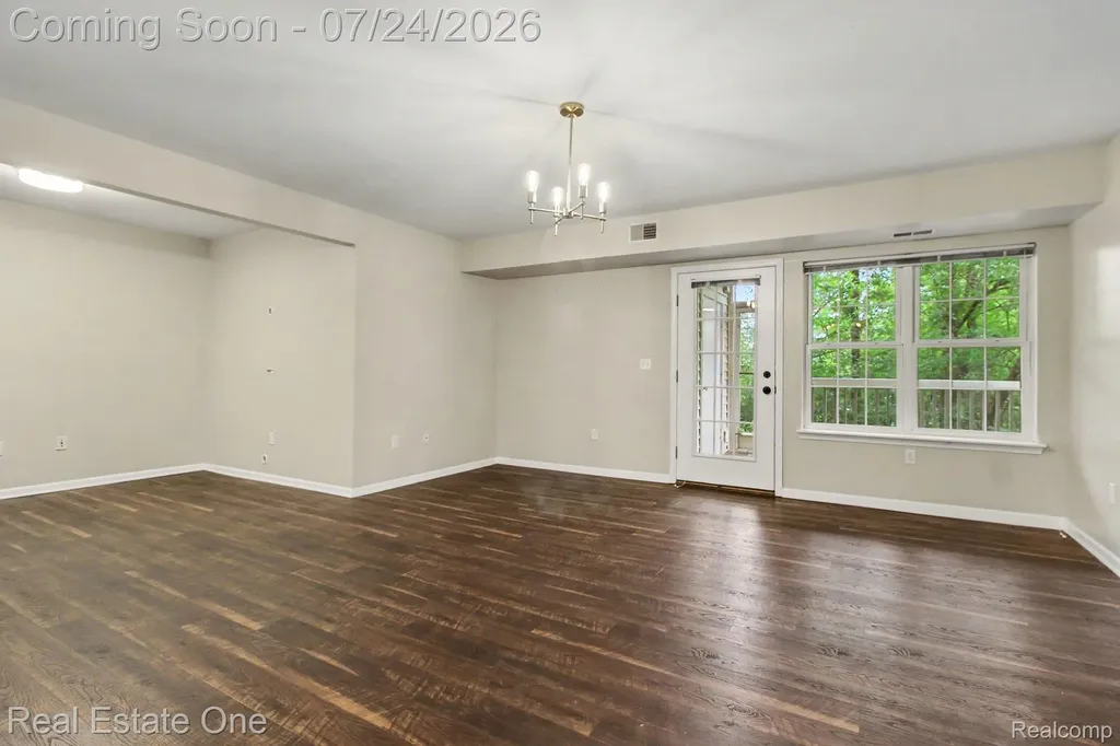 2271 S Main Street Ann Arbor City MI 48103