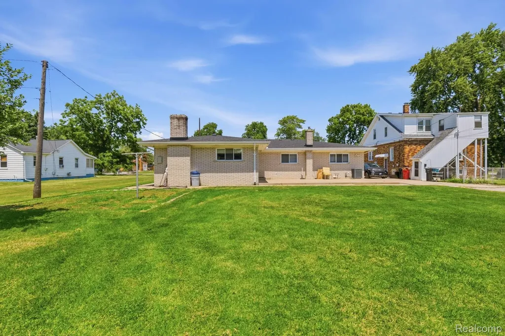 19100 Masonic Boulevard Roseville City MI 48066