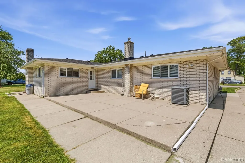 19100 Masonic Boulevard Roseville City MI 48066
