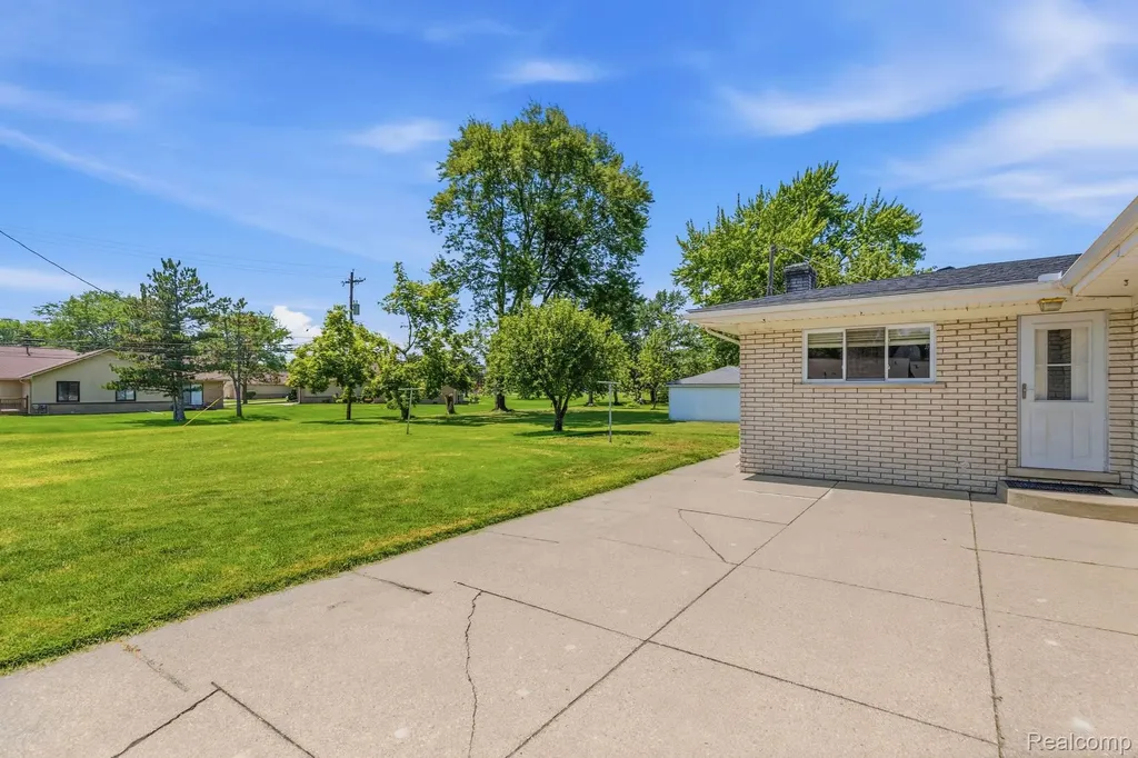 19100 Masonic Boulevard Roseville City MI 48066