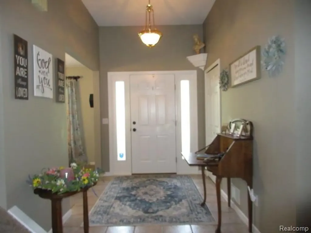 11356 Tall Shadows Court Hamburg Township MI 48169