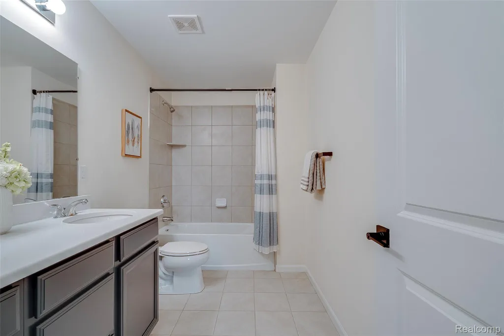343 Amelia Circle South Lyon City MI 48178