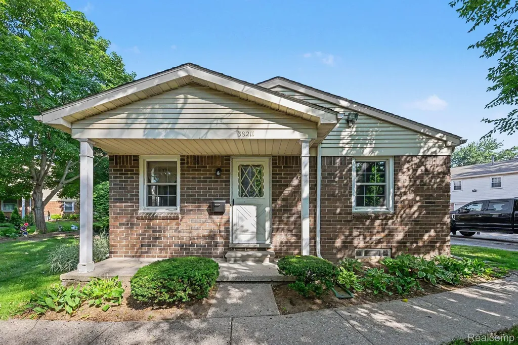 38211 Carolon Boulevard Westland City MI 48185