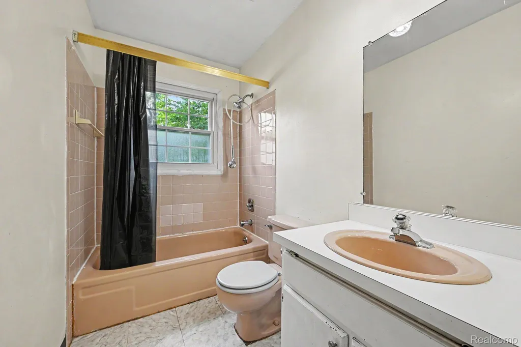38211 Carolon Boulevard Westland City MI 48185