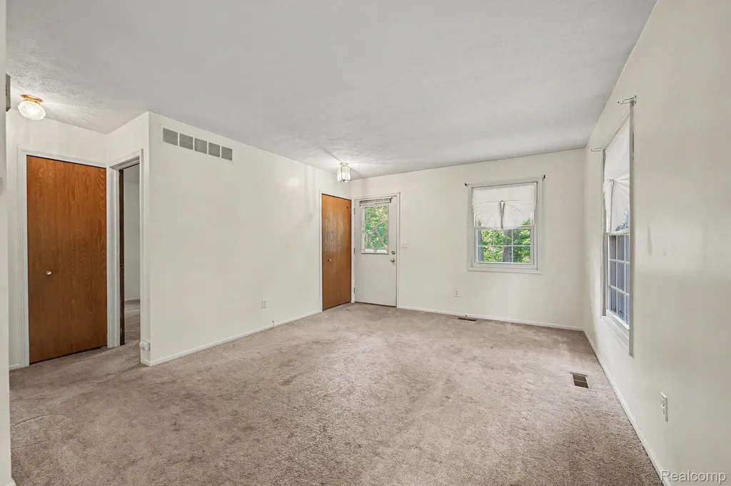 38211 Carolon Boulevard Westland City MI 48185