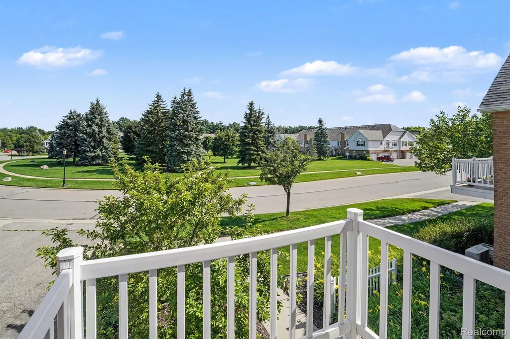 518 Olde English Circle Howell Township MI 48855