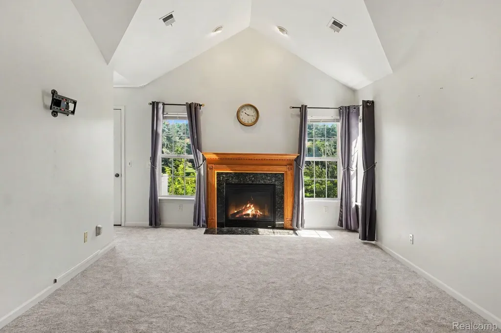 518 Olde English Circle Howell Township MI 48855