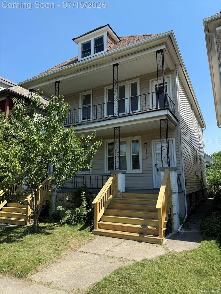 3162 Trowbridge Street Hamtramck City MI 48212