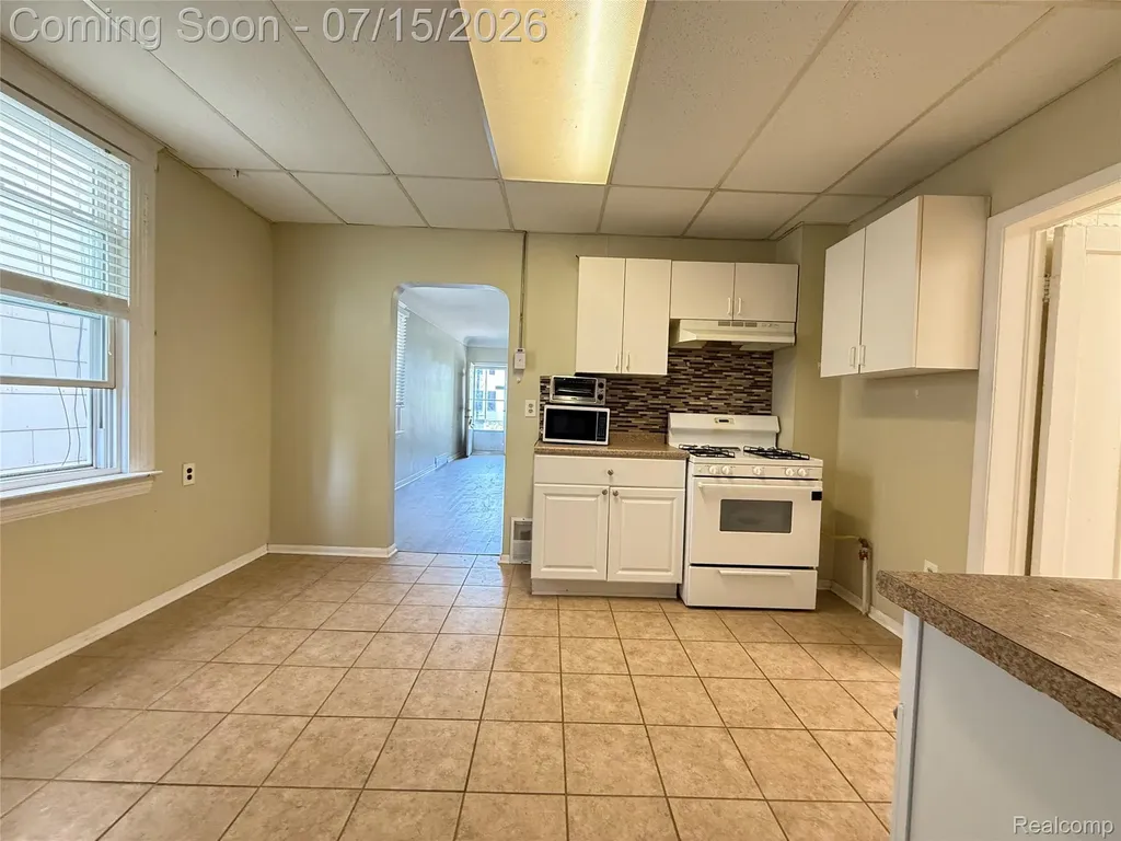 3162 Trowbridge Street Hamtramck City MI 48212