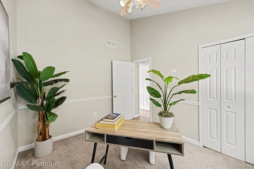 11624 Island Court Hartland Township MI 48353