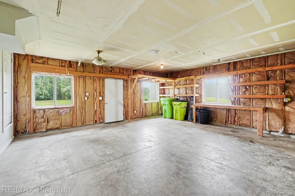 11624 Island Court Hartland Township MI 48353