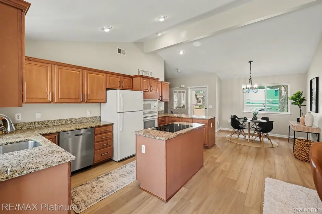 11624 Island Court Hartland Township MI 48353