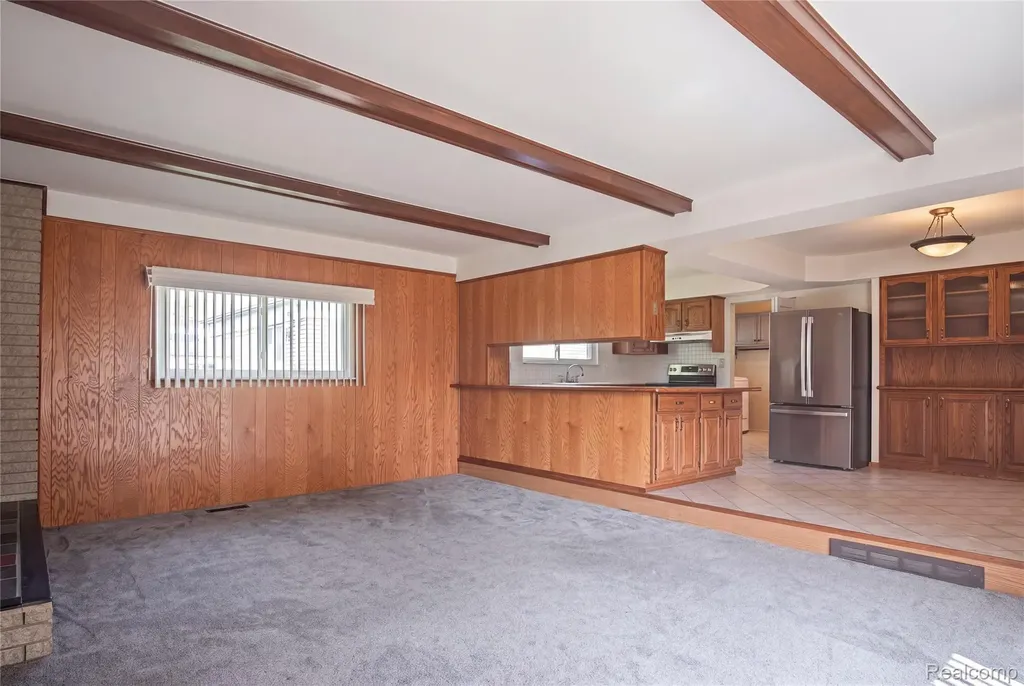 12398 Deming Drive Sterling Heights City MI 48312