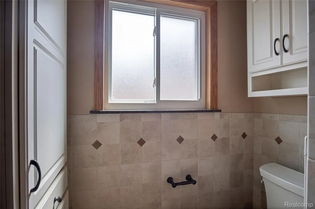 12398 Deming Drive Sterling Heights City MI 48312