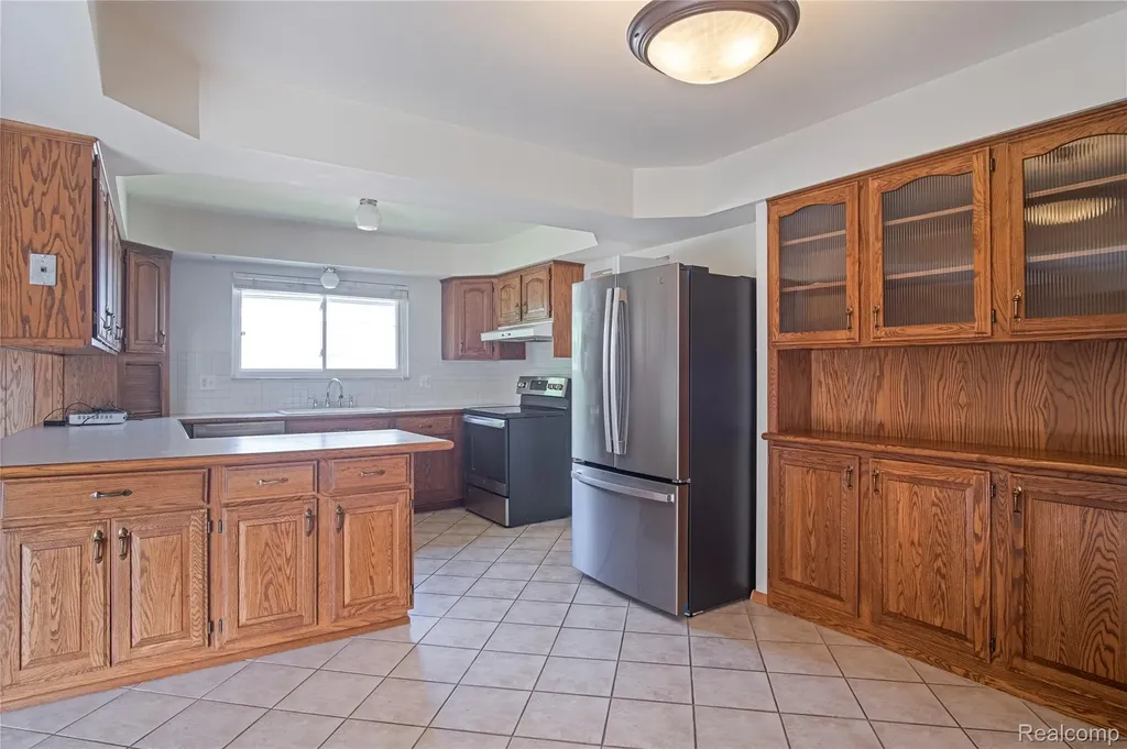 12398 Deming Drive Sterling Heights City MI 48312