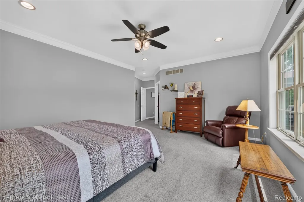 6169 Bay Court Waterford Charter Township MI 48327