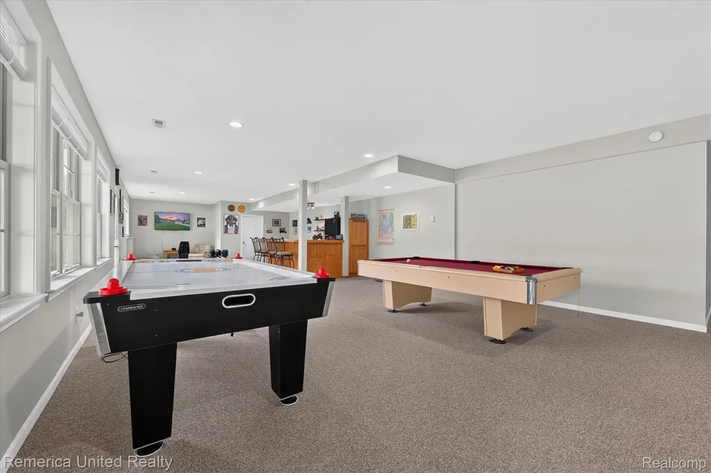 6169 Bay Court Waterford Charter Township MI 48327