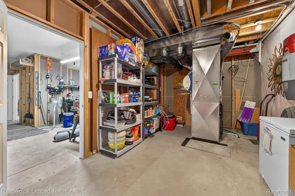 6169 Bay Court Waterford Charter Township MI 48327