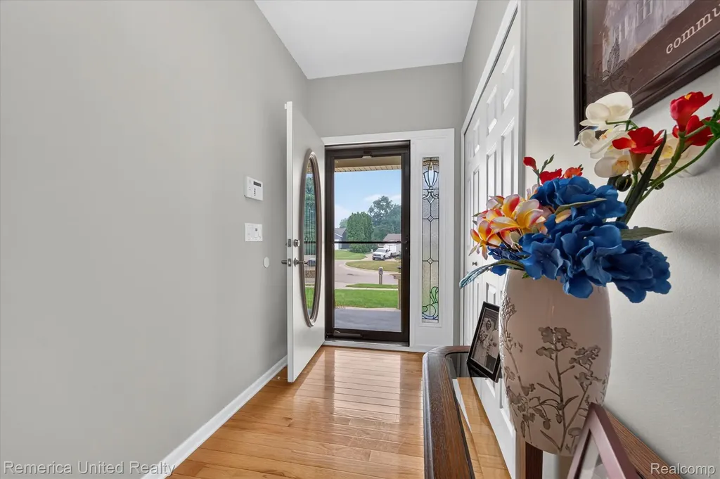 6169 Bay Court Waterford Charter Township MI 48327