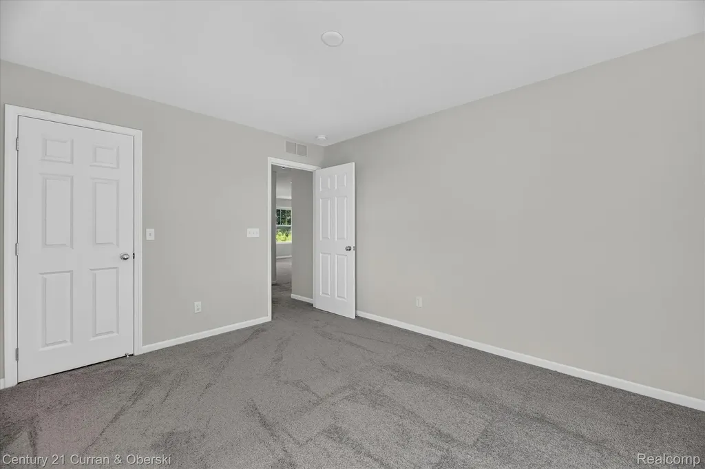 8404 Capstone Drive White Lake Charter Township MI 48386