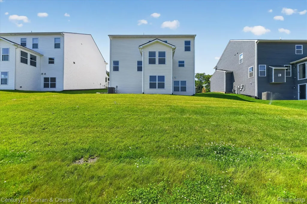 8404 Capstone Drive White Lake Charter Township MI 48386