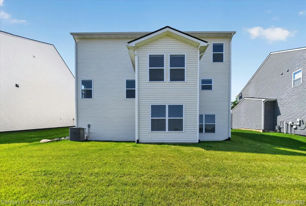 8404 Capstone Drive White Lake Charter Township MI 48386