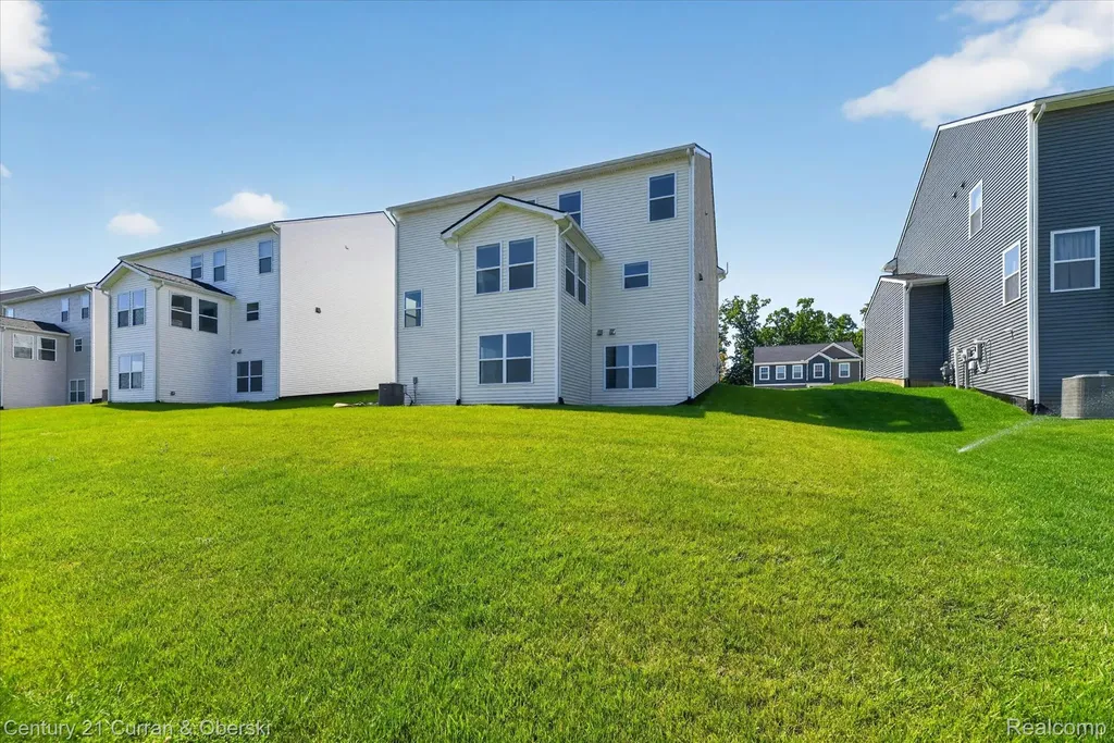 8404 Capstone Drive White Lake Charter Township MI 48386