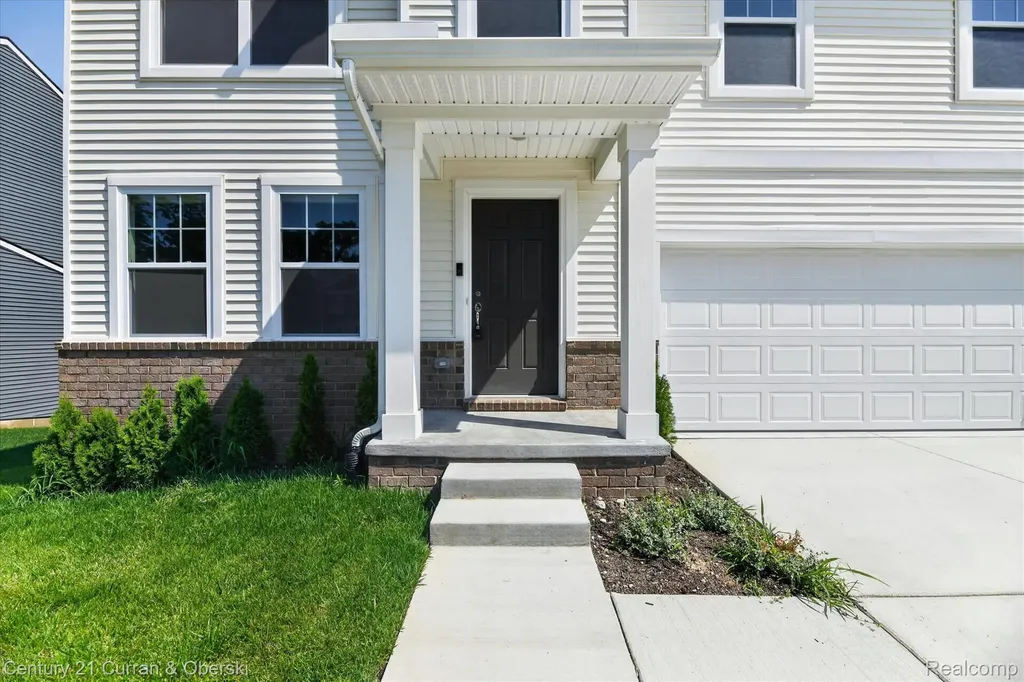 8404 Capstone Drive White Lake Charter Township MI 48386