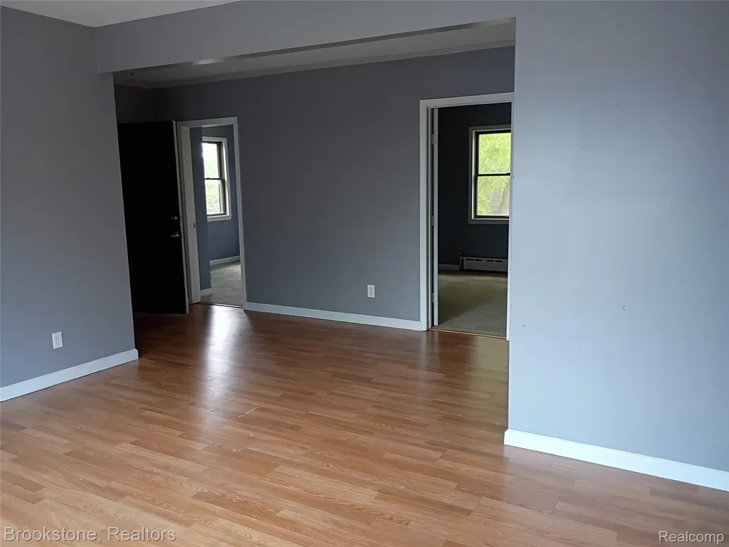 510 Pleasant Street Charlotte City MI 48813