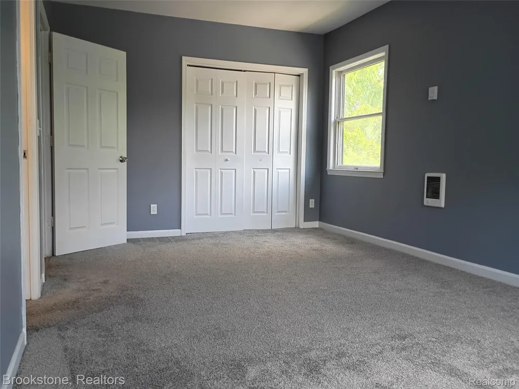 510 Pleasant Street Charlotte City MI 48813
