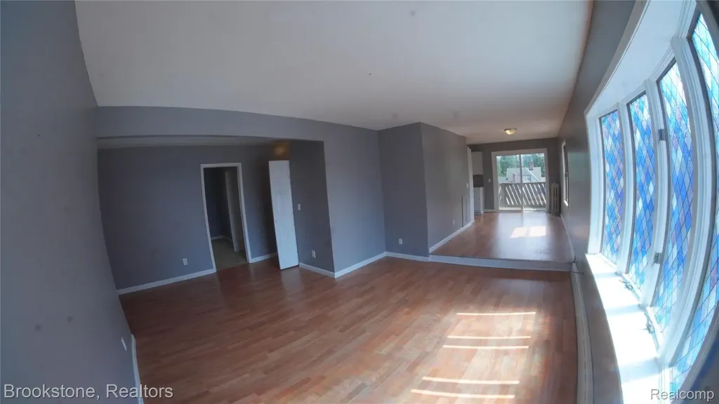 510 Pleasant Street Charlotte City MI 48813