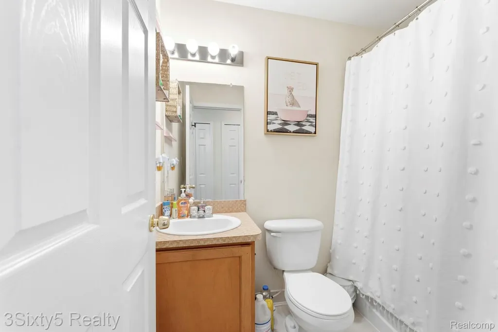27636 Hidden Oaks Drive Brownstown Charter Township MI 48183