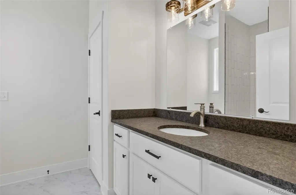 2331 Gilder Drive Marion Township MI 48843