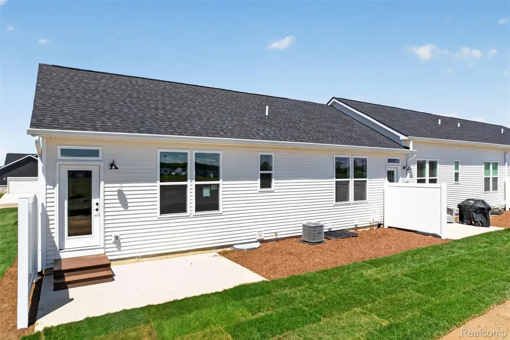 2331 Gilder Drive Marion Township MI 48843