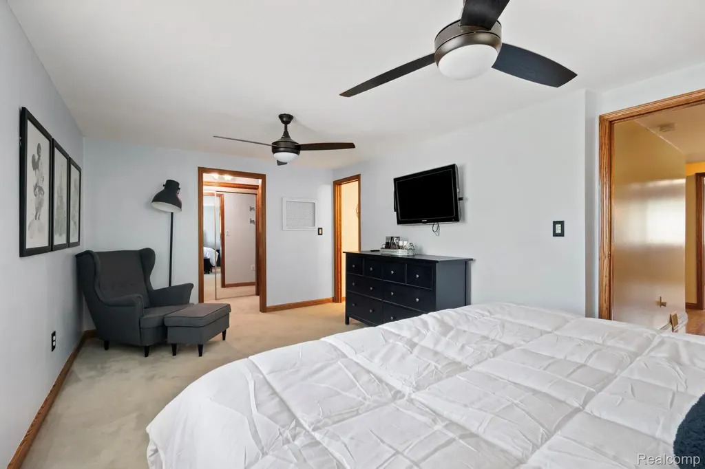 33630 Viceroy Drive Sterling Heights City MI 48310