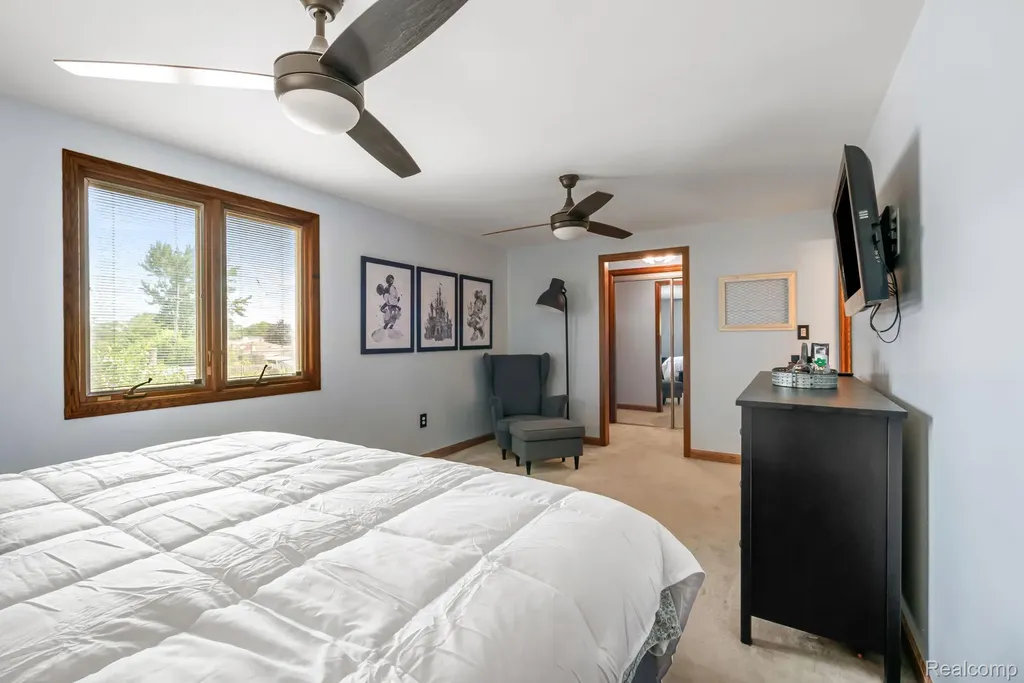 33630 Viceroy Drive Sterling Heights City MI 48310