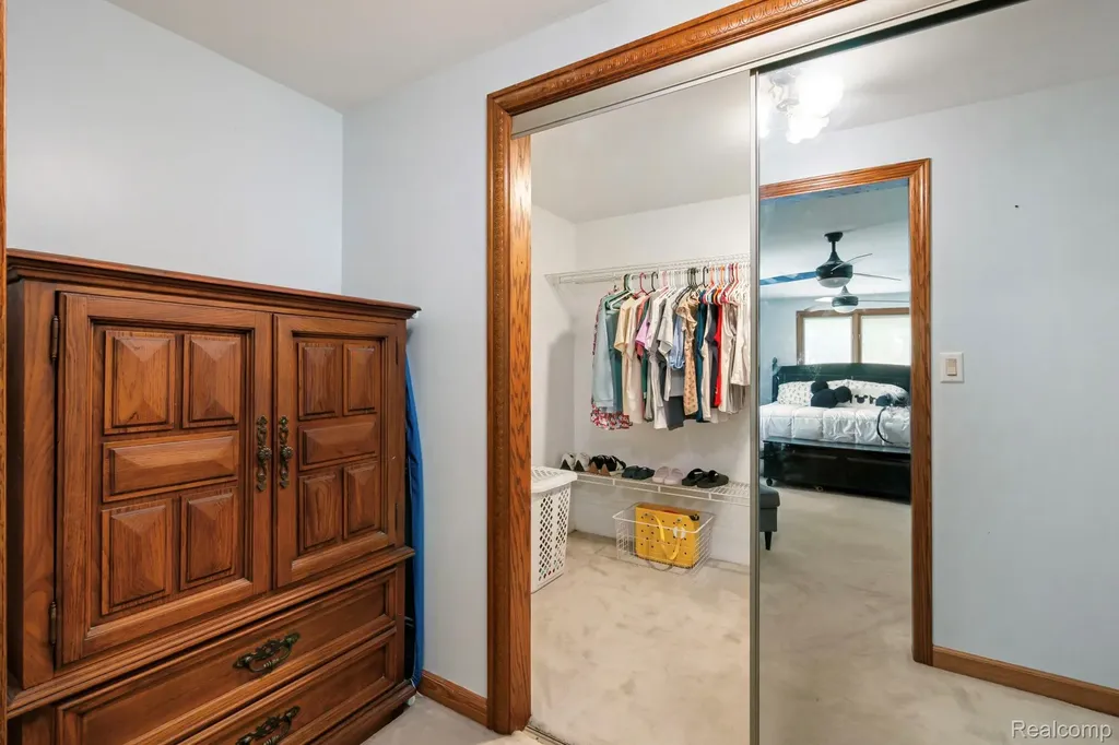 33630 Viceroy Drive Sterling Heights City MI 48310