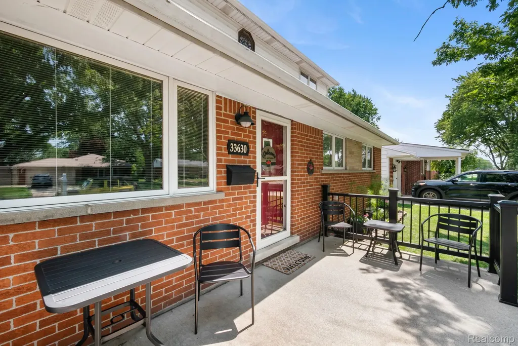 33630 Viceroy Drive Sterling Heights City MI 48310