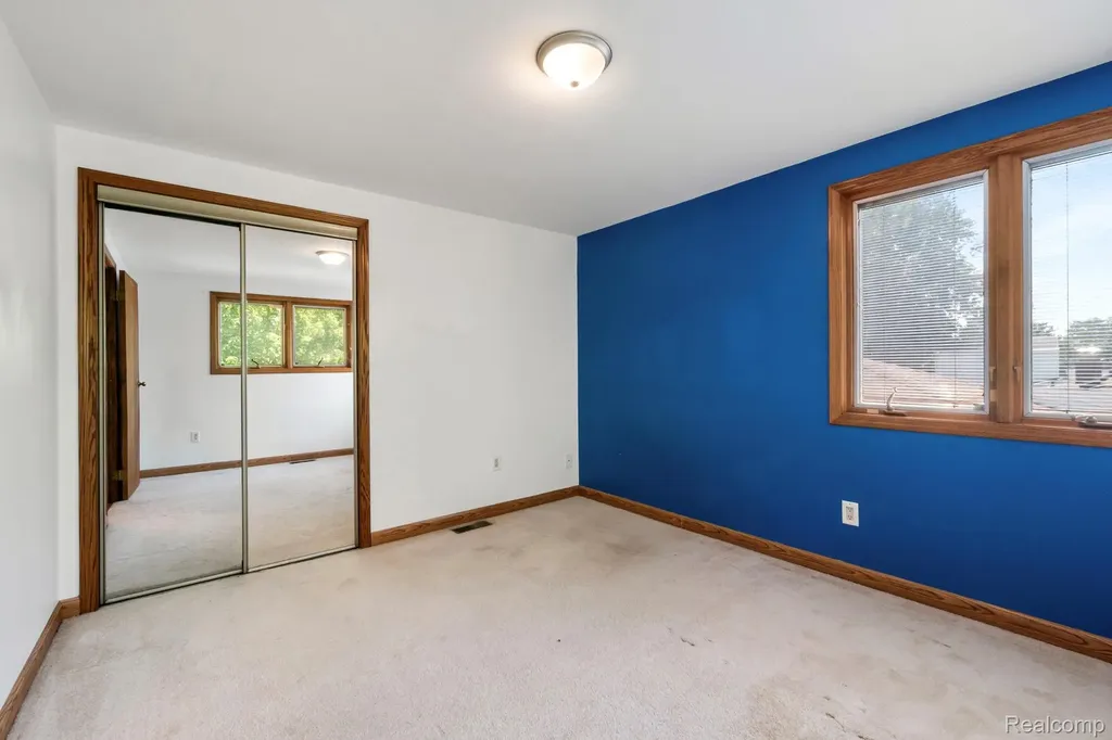 33630 Viceroy Drive Sterling Heights City MI 48310