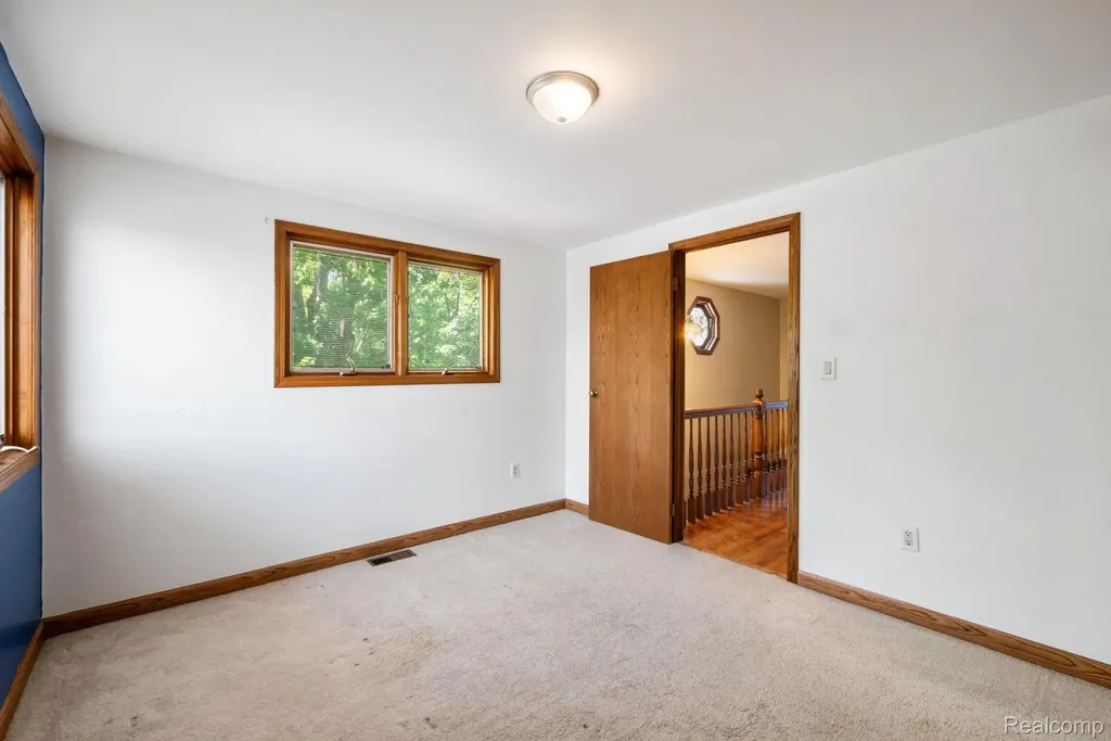 33630 Viceroy Drive Sterling Heights City MI 48310