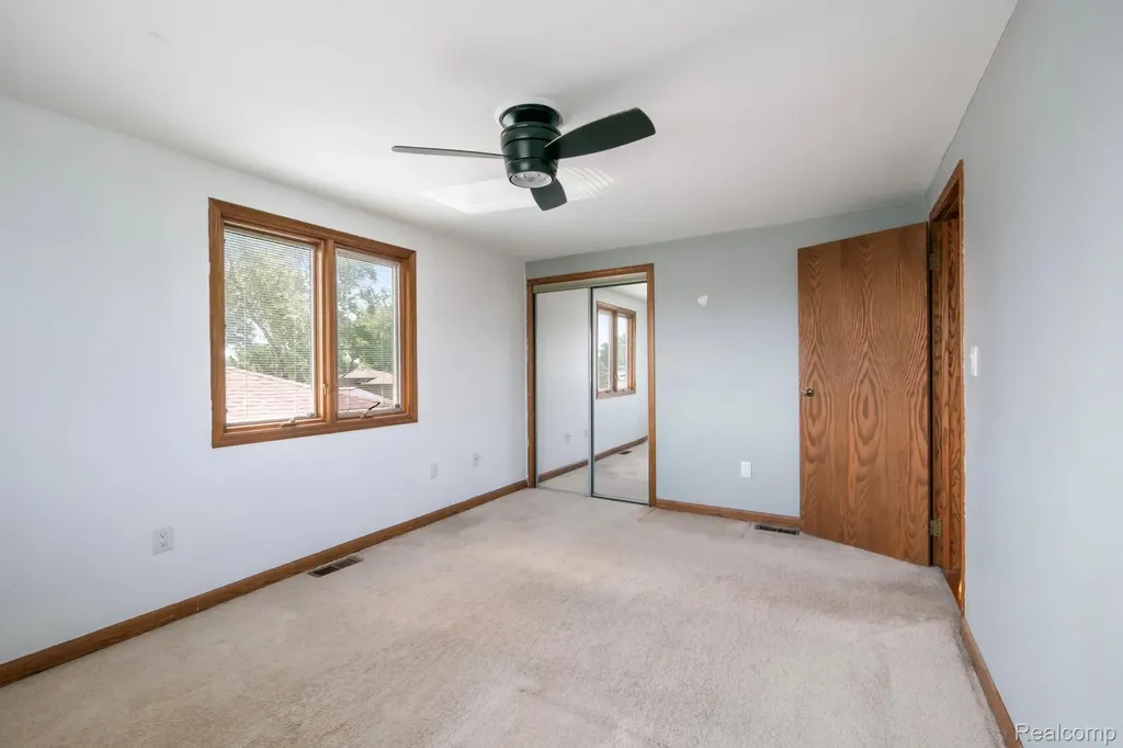 33630 Viceroy Drive Sterling Heights City MI 48310