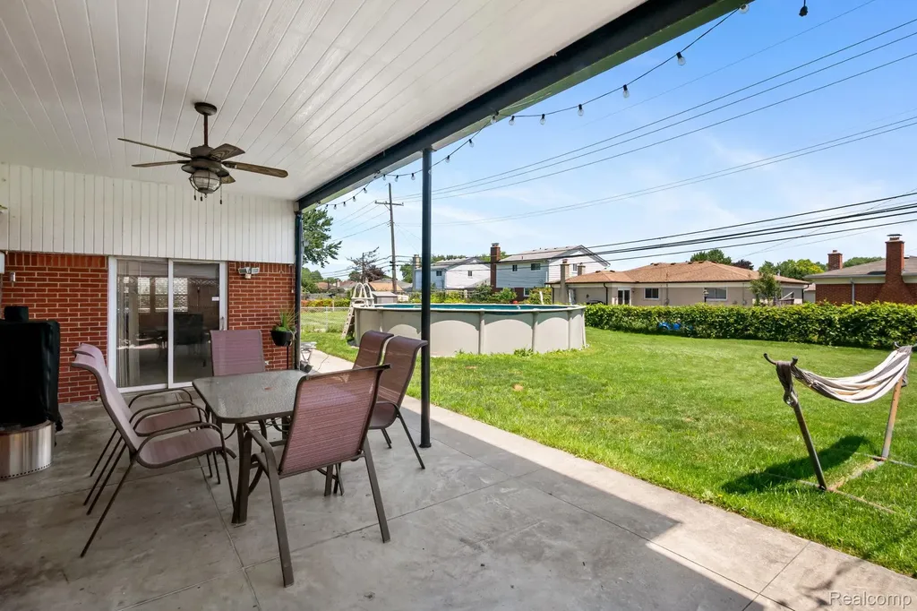 33630 Viceroy Drive Sterling Heights City MI 48310
