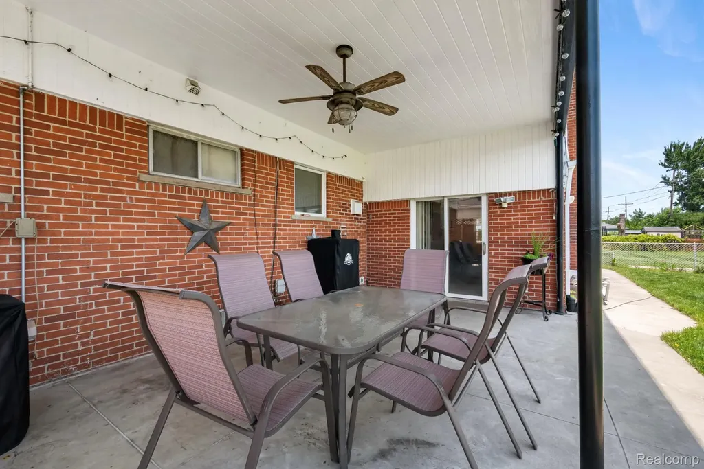 33630 Viceroy Drive Sterling Heights City MI 48310