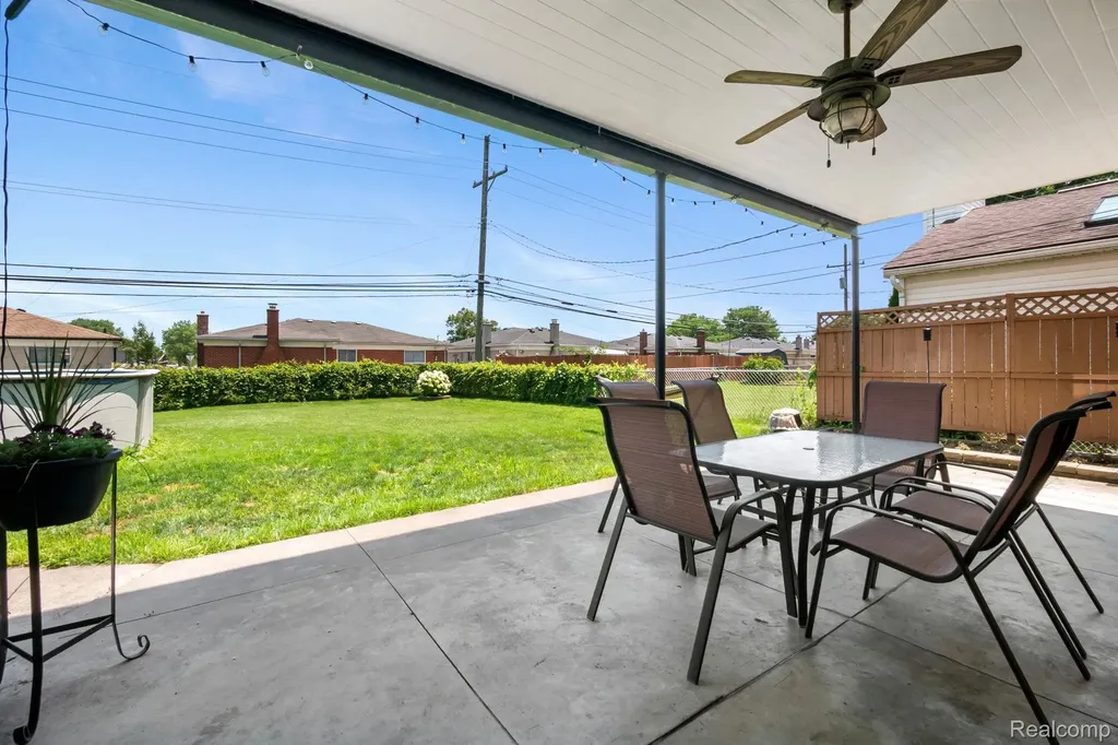 33630 Viceroy Drive Sterling Heights City MI 48310