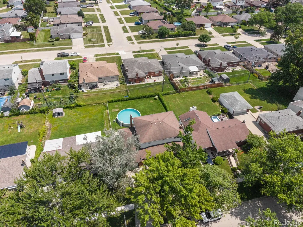 33630 Viceroy Drive Sterling Heights City MI 48310