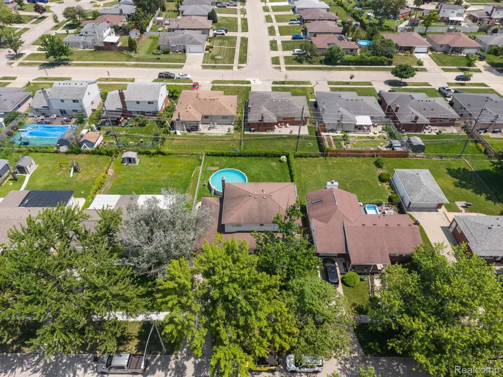 33630 Viceroy Drive Sterling Heights City MI 48310