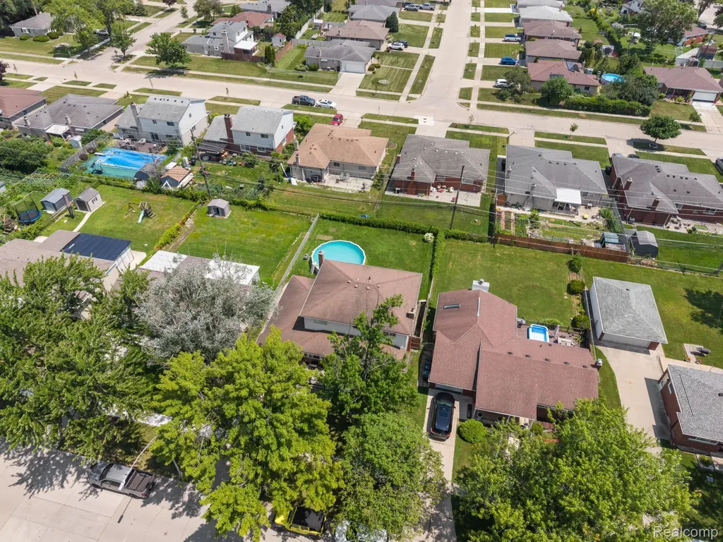 33630 Viceroy Drive Sterling Heights City MI 48310