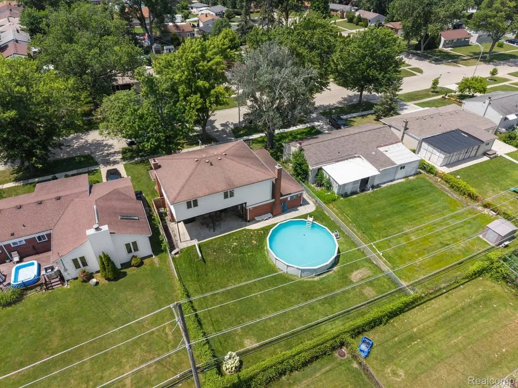 33630 Viceroy Drive Sterling Heights City MI 48310